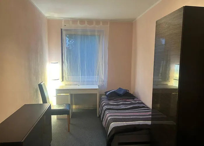 2 Zimmer Wohnung 1Min Messe Koeln